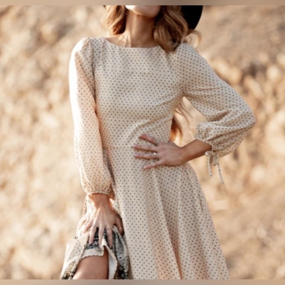 Joyfolie ADEL Dress in Pistachio Shell Print.size 8 - Picture 3 of 10